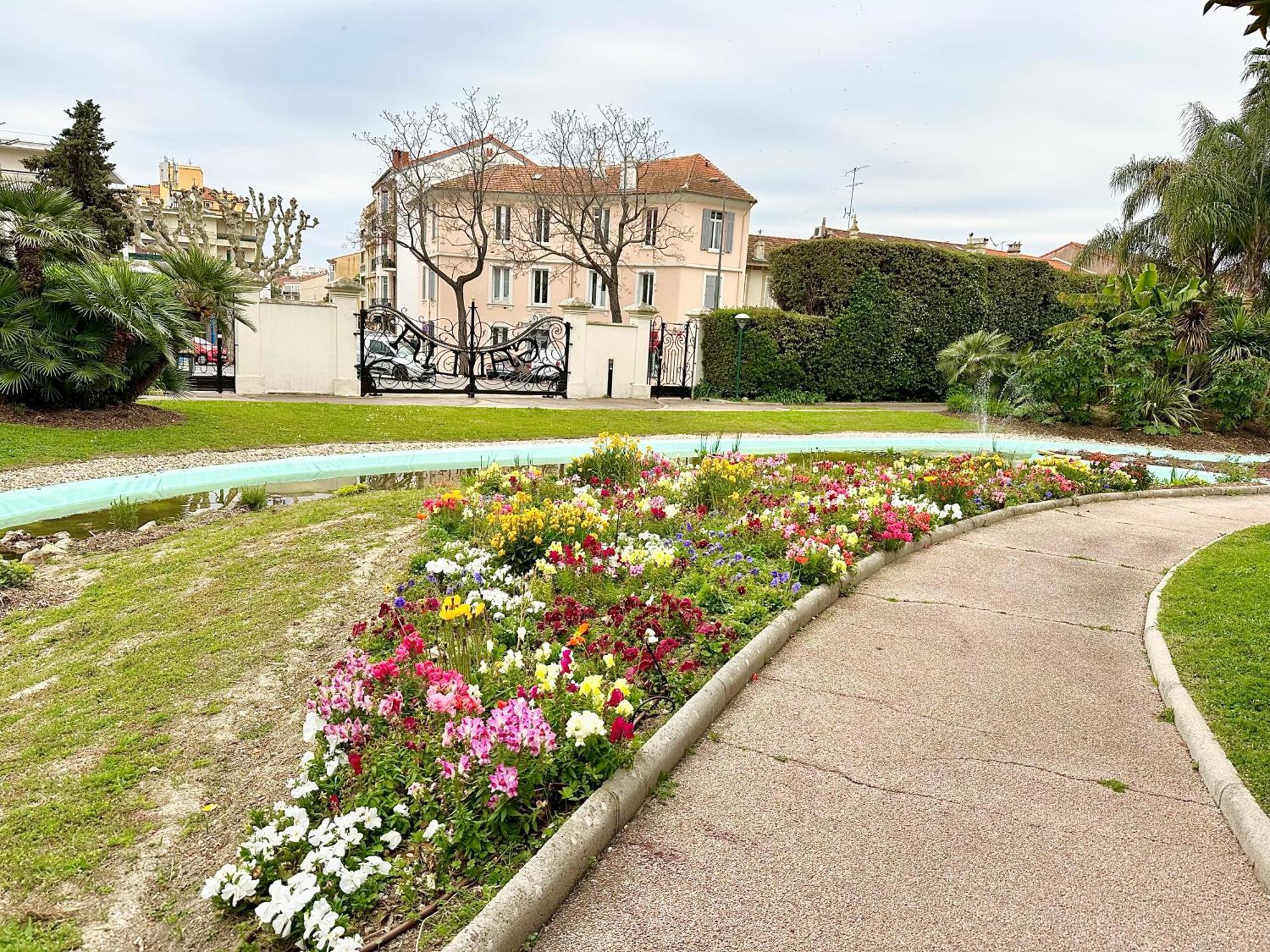 Le Gallia 2 Bedroom Refait A Neuf Center Of Apartment Cannes
